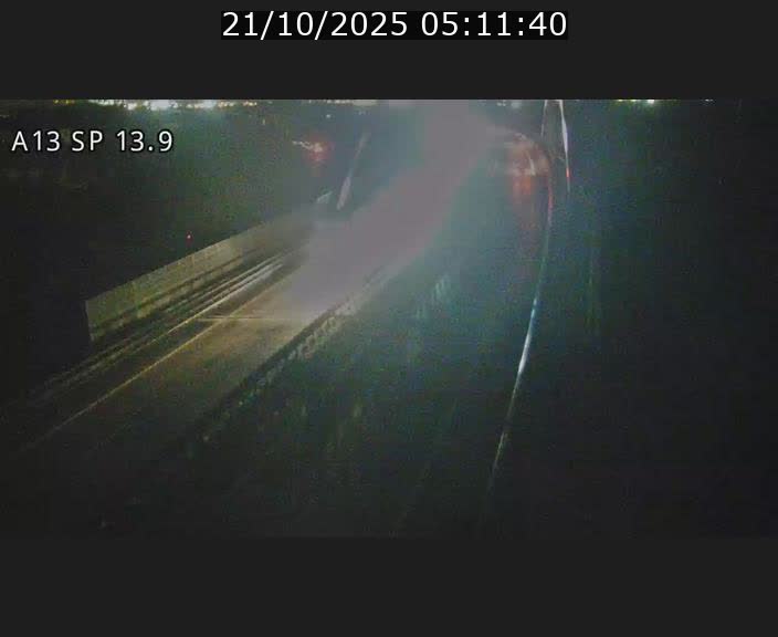 Traffic live webcam Luxembourg Kayl - A13 direction Esch-sur-Alzette/Luxembourg-ville - BK 13.9