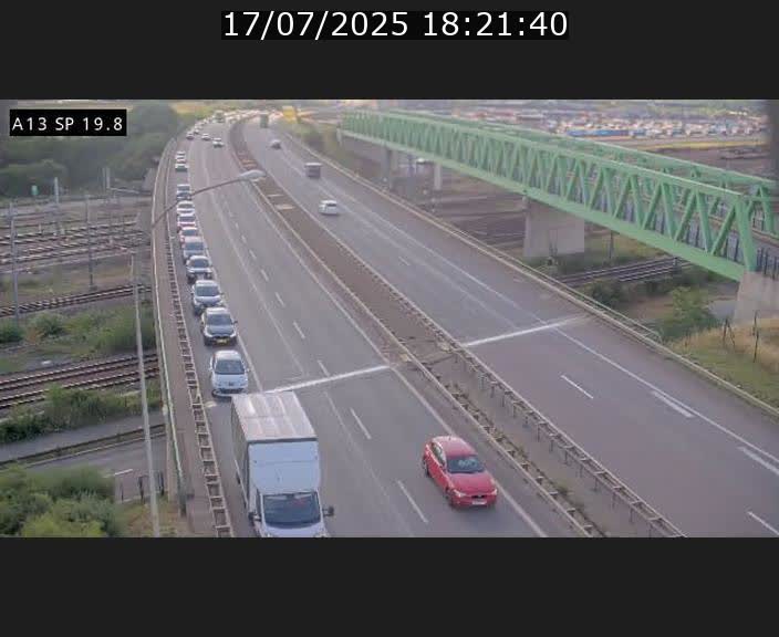 Traffic live webcam Luxembourg Croix de Bettembourg - A13 direction Esch-sur-Alzette - BK 19.8