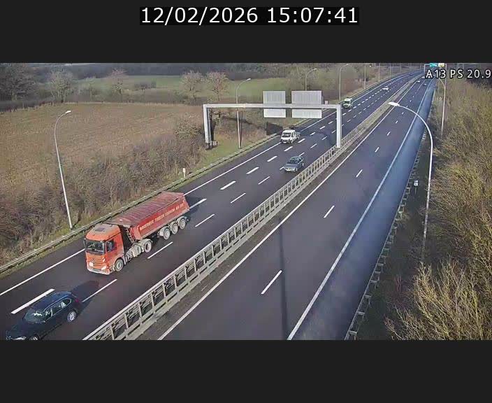 Traffic live webcam Luxembourg Croix de Bettembourg, rond-point d'Hellange - A13 direction Allemagne - BK 20.9