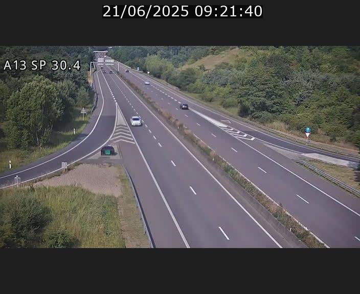 Traffic live webcam Luxembourg Altwies - A13 direction Luxembourg-ville - BK 30.4