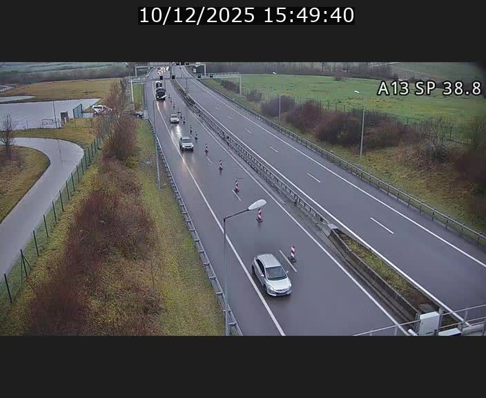 Webcam autoroute A13 à l'entrée ouest du tunnel Markusbierg à Schengen. Vue orientée vers le tunnel et l'Allemagne