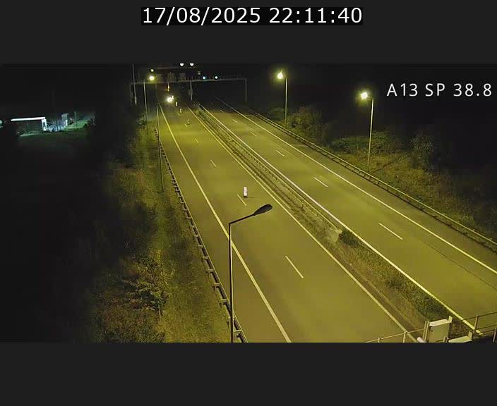 Webcam autoroute A13 à l'entrée ouest du tunnel Markusbierg à Schengen. Vue orientée vers le tunnel et l'Allemagne