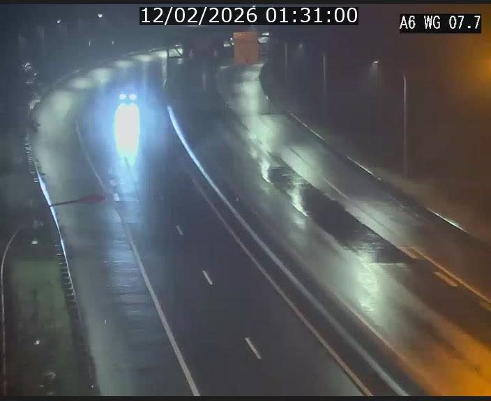 Traffic live webcam Luxembourg - Bridel - A6 - BK 7.7 - direction Belgique
