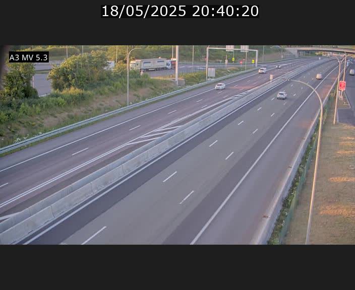Webcam à l'Aire de Berchem au Luxembourg sur l'A3. Vue orientée vers la France