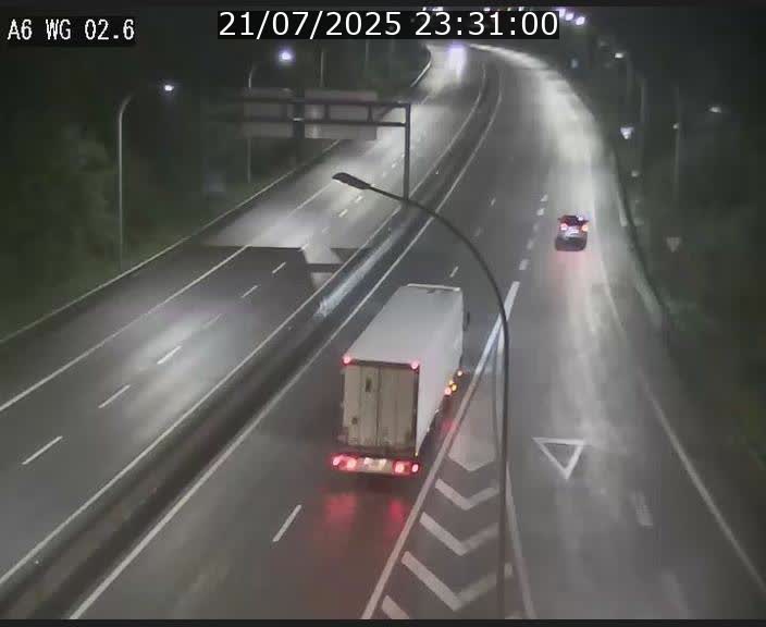 Traffic live webcam Luxembourg Croix de Cessange - A6 - BK 2.6 - direction France/Allemagne