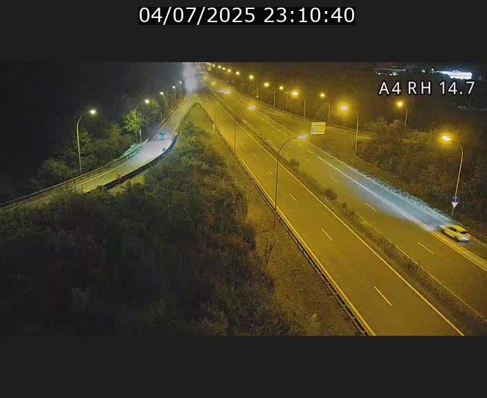 Traffic live webcam Luxembourg Jonction Lankelz - A4 - BK 14.7 - direction Luxembourg