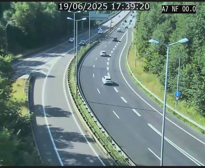 Caméra autoroute Luxembourg A7 - Echangeur A1/A7 Grünewald direction Tunnel Stafelter