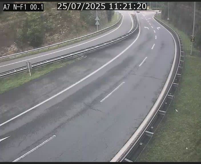 Webcam autoroute Luxembourg A7 située dans la sortie 1 Waldhof, vers la N11, avant le Tunnel Stafelter