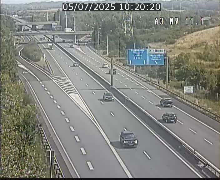 Traffic live webcam Luxembourg Croix de Bettembourg A3 - BK 11.1 - direction Luxembourg-ville