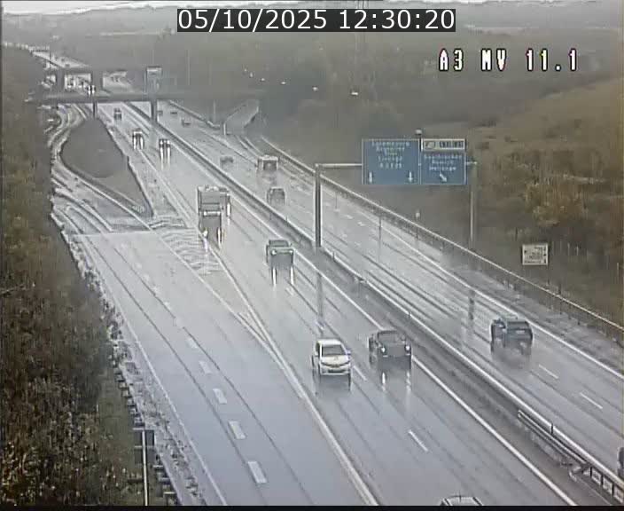 Traffic live webcam Luxembourg Croix de Bettembourg A3 - BK 11.1 - direction Luxembourg-ville