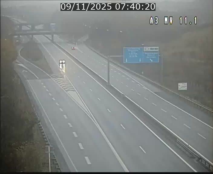 Traffic live webcam Luxembourg Croix de Bettembourg A3 - BK 11.1 - direction Luxembourg-ville