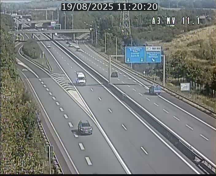 Traffic live webcam Luxembourg Croix de Bettembourg A3 - BK 11.1 - direction Luxembourg-ville