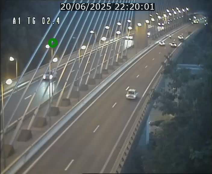 Traffic live webcam Luxembourg Sandweiler - A1 direction Luxembourg-ville - BK 2.4