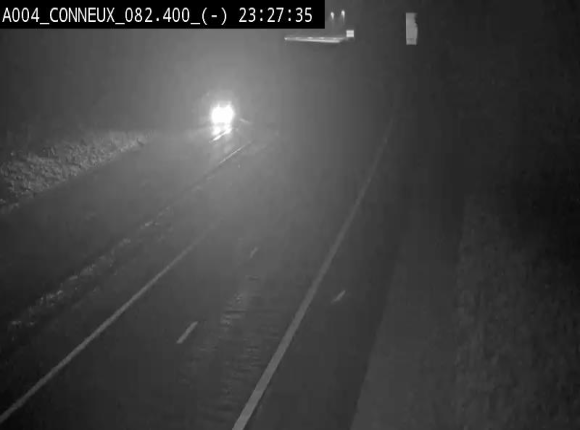 Webcam sur l'E411 avant les sorties 20 menant à Ciney, Dinant et Achêne. Vue orientée vers Namur