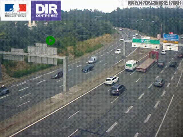 Caméra de circulation routière sur le boulevard périphérique Laurent Bonnevay de Lyon (D383) à hauteur de Bron, avant la jonction avec l'A43. Vue orientée vers l'échangeur