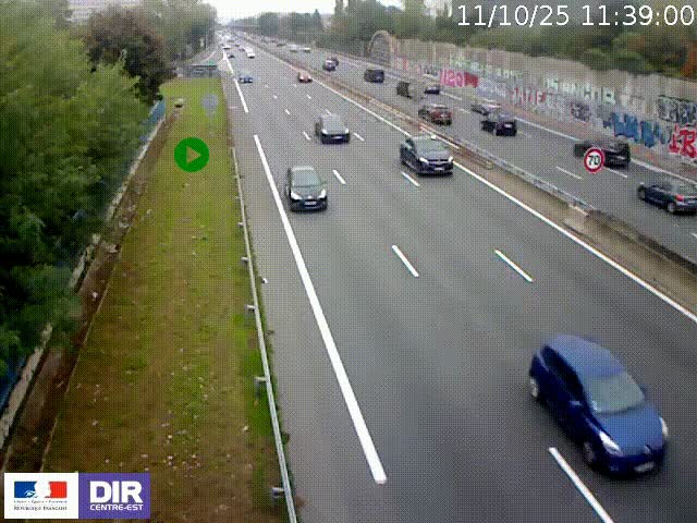 Webcam à Bron sur l'A43 à la jonction avec le boulevard périphérique de Lyon (D383). Vue orientée vers Lyon