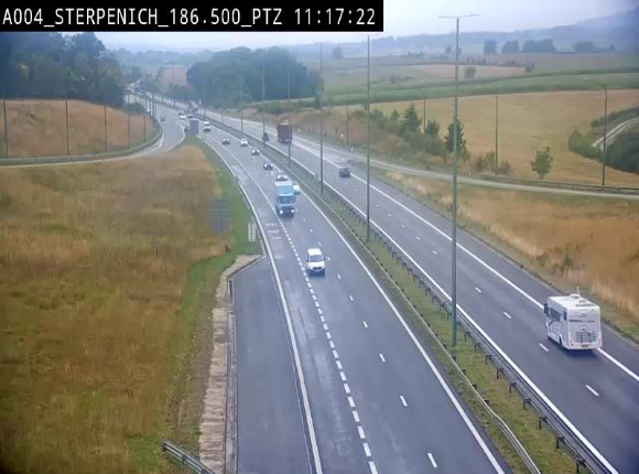 Webcam E411 à Sterpenich en Belgique près de la frontière du Luxembourg. Vue orientée vers Bruxelles