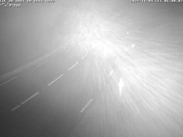 Webcam à 406 mètres d'altitude au niveau du col du haut du bois sur la RD32