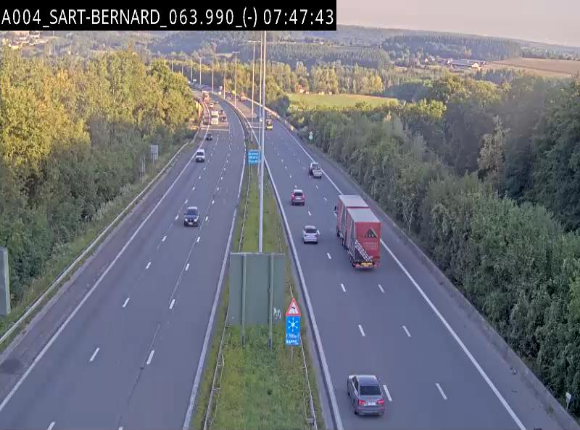 Webcam E411 à hauteur d'Assesse en provenance d'Arlon ou de la N4 vers Namur