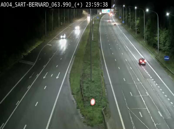 Webcam sur l'E411 à hauteur de la jonction avec la N4 à la sortie de Namur. Vue orientée vers Luxembourg