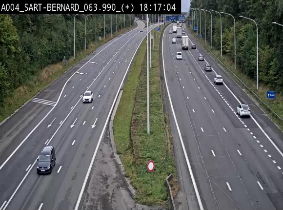 Webcam sur l'E411 à hauteur de la jonction avec la N4 à la sortie de Namur. Vue orientée vers Luxembourg