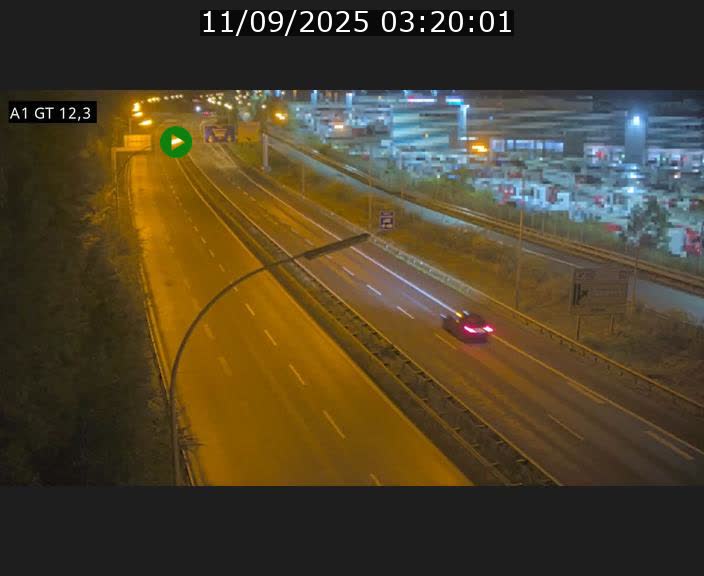 Traffic live webcam Luxembourg Senningerberg - A1 direction Allemagne - BK 12.3