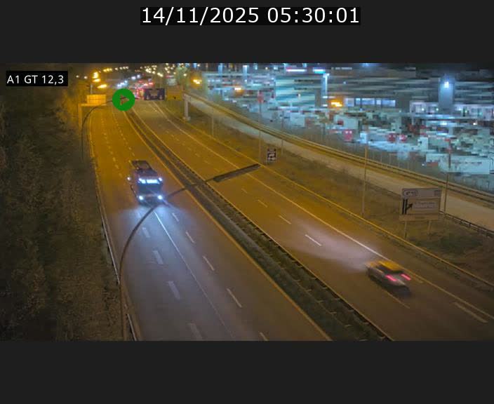 Traffic live webcam Luxembourg Senningerberg - A1 direction Allemagne - BK 12.3