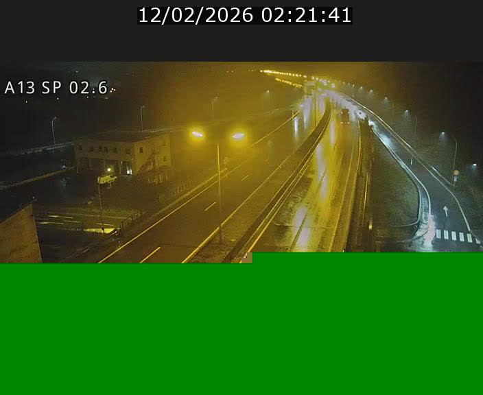 Traffic live webcam Luxembourg Sanem - A13 direction Pétange - BK 2.6