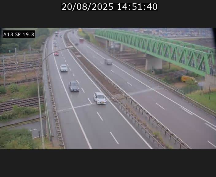 Traffic live webcam Luxembourg Croix de Bettembourg - A13 direction Esch-sur-Alzette - BK 19.8