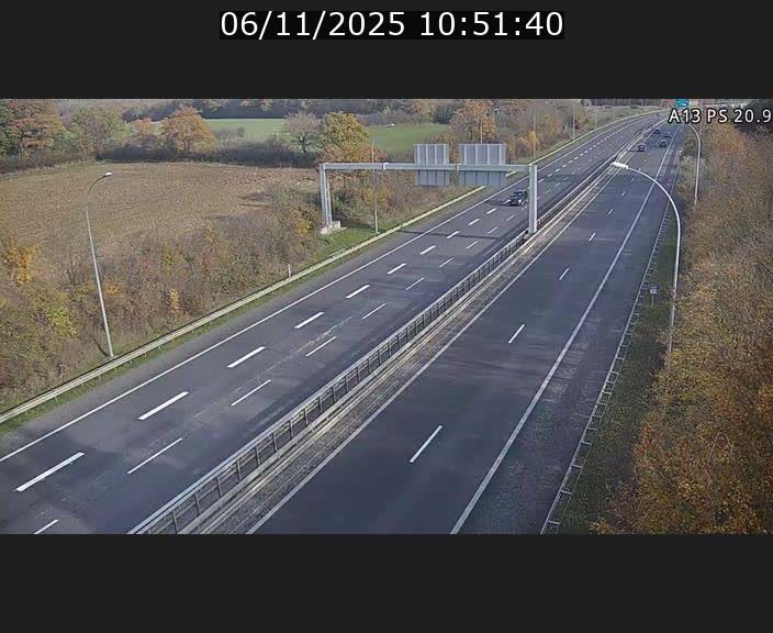 Traffic live webcam Luxembourg Croix de Bettembourg, rond-point d'Hellange - A13 direction Allemagne - BK 20.9