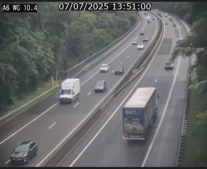 Traffic live webcam Luxembourg Mamer - A6 - BK 10.4 - direction Luxembourg/France/Allemagne