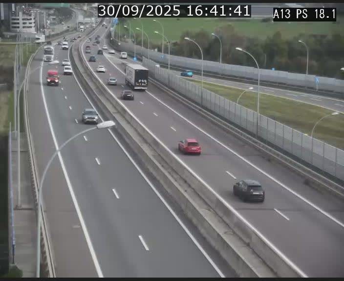 Traffic live webcam Luxembourg Dudelange - A13 direction Croix de Bettembourg - BK 18.1