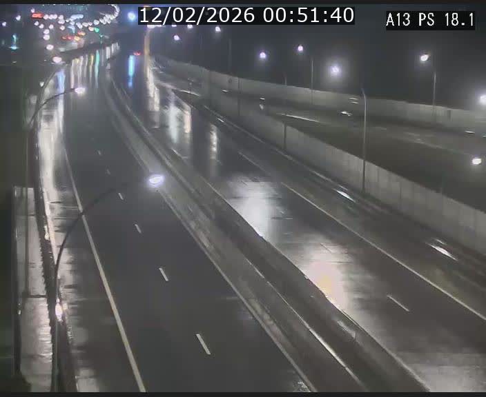 Traffic live webcam Luxembourg Dudelange - A13 direction Croix de Bettembourg - BK 18.1