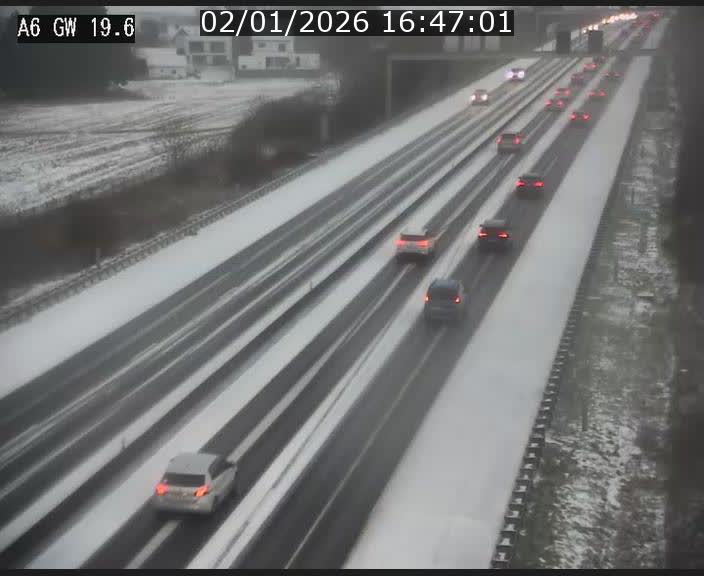 Traffic live webcam Luxembourg - Steinfort - A6 - BK 19.6 - direction Belgique