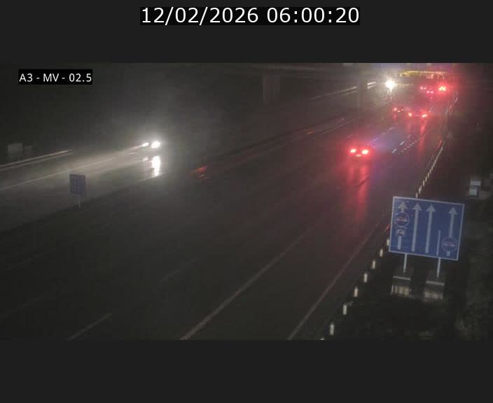 Webcam autoroute A3 au Luxembourg à proximité de la Croix de Gasperich. Vue orientée vers Luxembourg