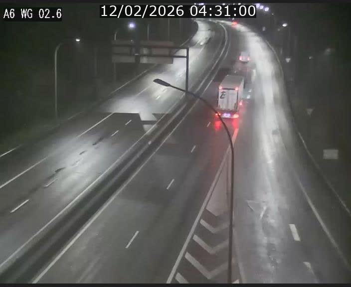 Traffic live webcam Luxembourg Croix de Cessange - A6 - BK 2.6 - direction France/Allemagne