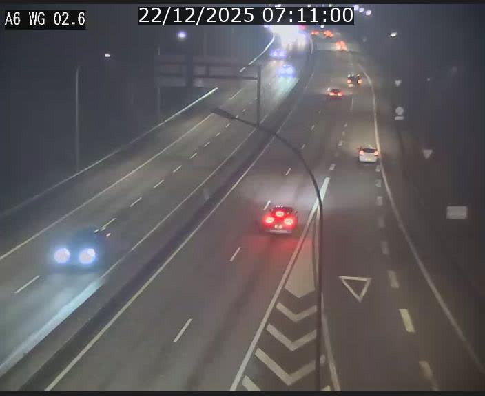Traffic live webcam Luxembourg Croix de Cessange - A6 - BK 2.6 - direction France/Allemagne