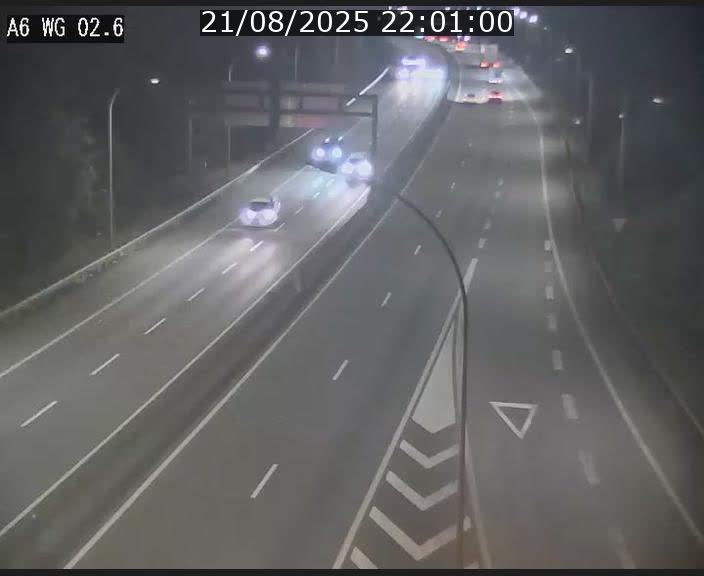Traffic live webcam Luxembourg Croix de Cessange - A6 - BK 2.6 - direction France/Allemagne
