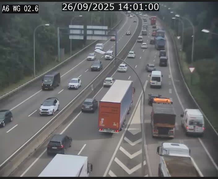 Traffic live webcam Luxembourg Croix de Cessange - A6 - BK 2.6 - direction France/Allemagne