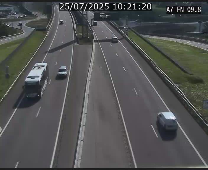 Caméra trafic Luxembourg - A7, Tunnel Gousselerbierg, sortie sud, direction rond-point Lorentzweiler (BK 9.9)