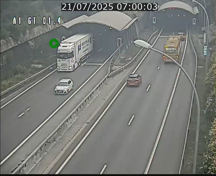 Traffic live webcam Luxembourg Hesperange - A1 direction Kirchberg - BK 1.4
