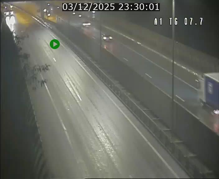 Traffic live webcam Luxembourg Kirchberg - A1 direction Luxembourg-ville - BK 7.7