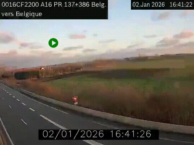 Webcam à la frontière franco-belge au niveau de Bray-Dunes/De-Panne sur l'autoroute A16. Vue orientée vers la Belgique