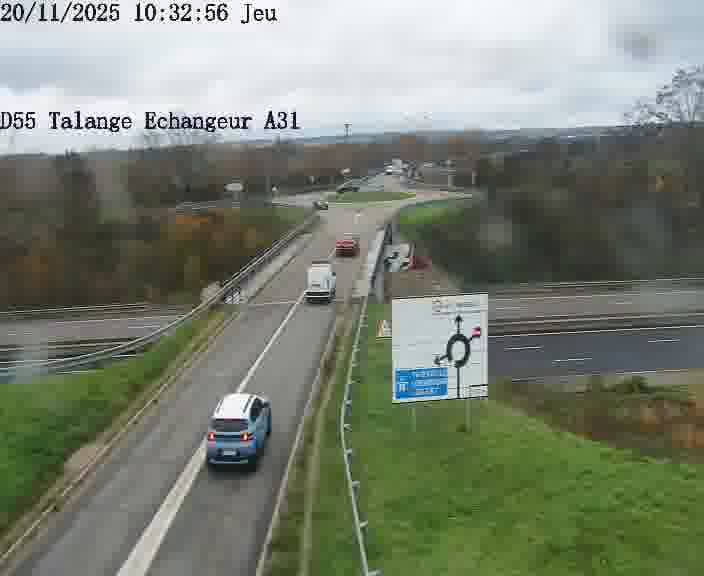 Webcam sur la D55 à Talange au niveau du pont surplombant l'A31 (sens droite-gauche vers Luxembourg). Vue orientée vers Ay-sur-Moselle.