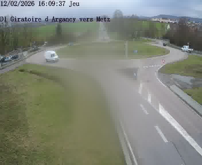 Webcam installée le long de D1 (France) à Argancy, pointée vers Metz, utile pour suivre précisément les conditions de trafic.