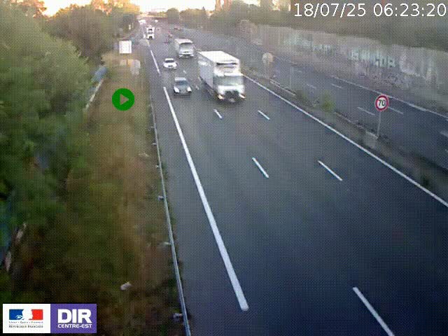 Webcam à Bron sur l'A43 à la jonction avec le boulevard périphérique de Lyon (D383). Vue orientée vers Lyon