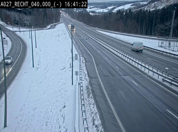 Webcam A27/E42 à hauteur de la sortie 13 Recht à proximité de Malmedy. Vue orientée vers Malmedy et Liège