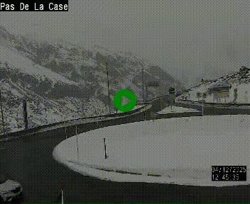 Webcam sur la N22 au niveau du poste frontière entre la France et Andorre à proximité de Pas de la Case à plus de 2000 mètres d'altitude