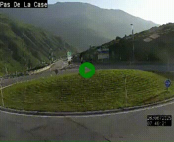 Webcam sur la N22 au niveau du poste frontière entre la France et Andorre à proximité de Pas de la Case à plus de 2000 mètres d'altitude