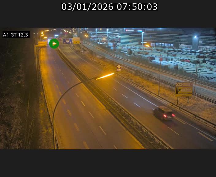 Traffic live webcam Luxembourg Senningerberg - A1 direction Allemagne - BK 12.3